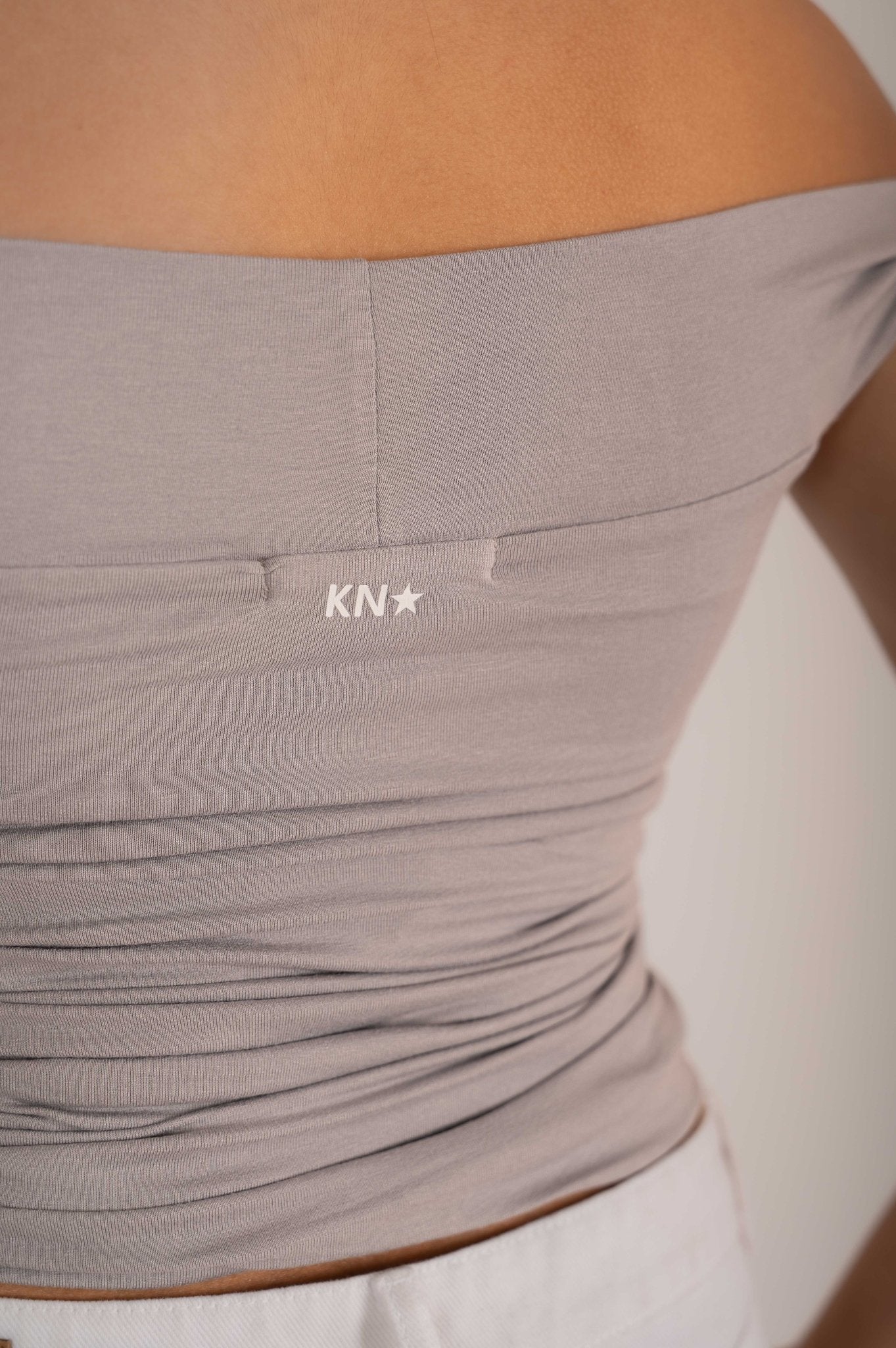 Top hombros descubiertos - Kittieknoxshop